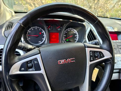 Used 2011 GMC Terrain SLT AWD/4WD image 30