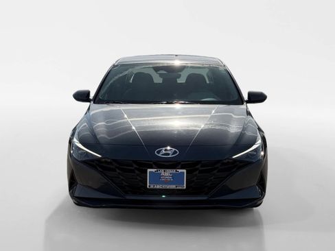 Certified 2023 Hyundai Elantra SEL image 8