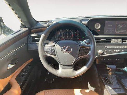 Used 2022 Lexus ES 350 w/ Premium Package image 17