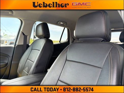 Used 2021 GMC Terrain SLT AWD/4WD image 9