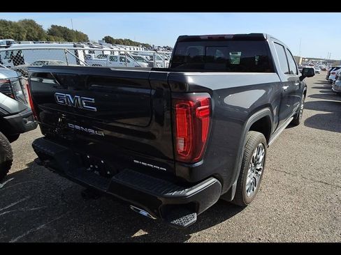 Used 2025 GMC Sierra 1500 Denali Ultimate image 8