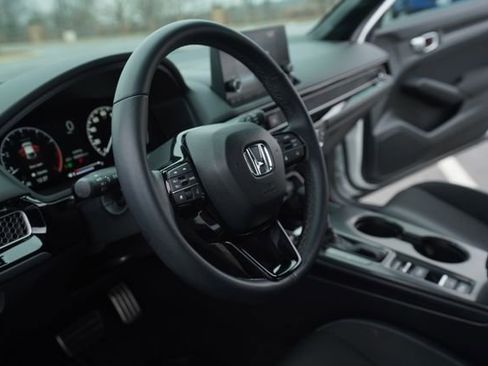 Used 2025 Honda Civic Sport image 26