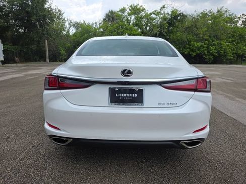Used 2024 Lexus ES 350 w/ Premium Package FWD image 4