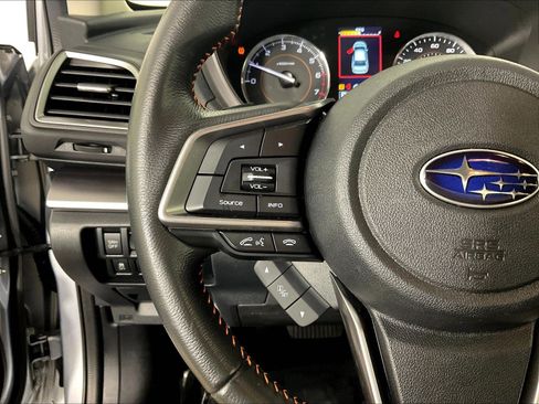 Used 2023 Subaru Crosstrek 2.5i Limited AWD/4WD image 11