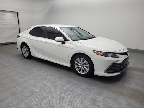 Used 2023 Toyota Camry LE AWD/4WD image 11