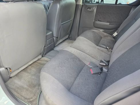 Used 2003 Isuzu Rodeo S RWD image 28