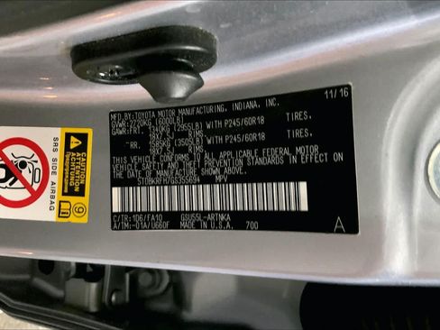 Used 2016 Toyota Highlander Plus AWD/4WD image 37