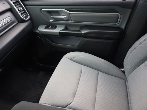 Used 2023 RAM 1500 Big Horn AWD/4WD image 12