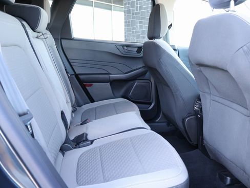 Used 2022 Ford Escape SE w/ SE Sport Appearance Package image 13