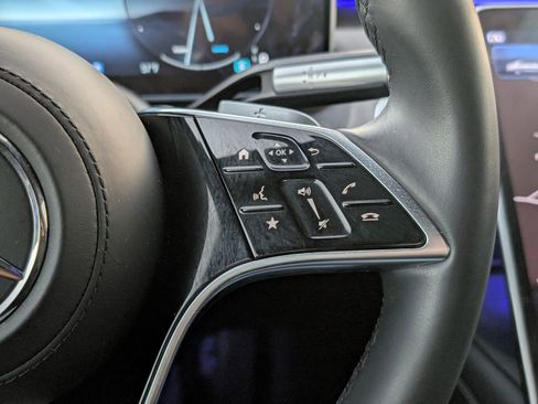 Used 2023 Mercedes-Benz S 580 S 580 4MATIC Sedan 4D image 32