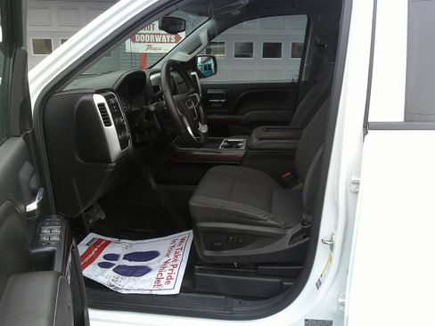 Used 2017 GMC Sierra 1500 SLE image 14