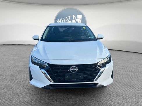 Used 2024 Nissan Sentra S FWD image 9