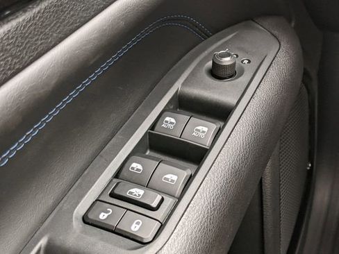 New 2026 Jeep Compass Latitude image 17