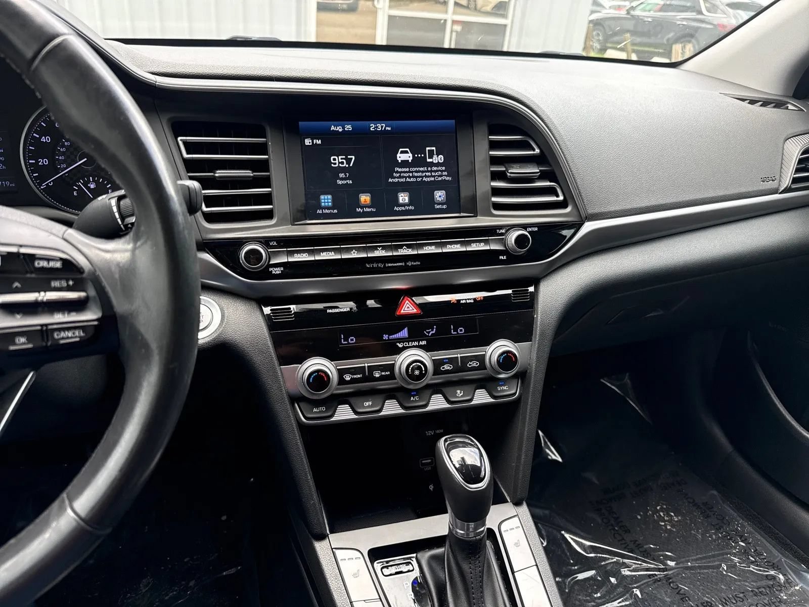 Used 2019 Hyundai Elantra Limited w/ Cargo Package FWD image 20