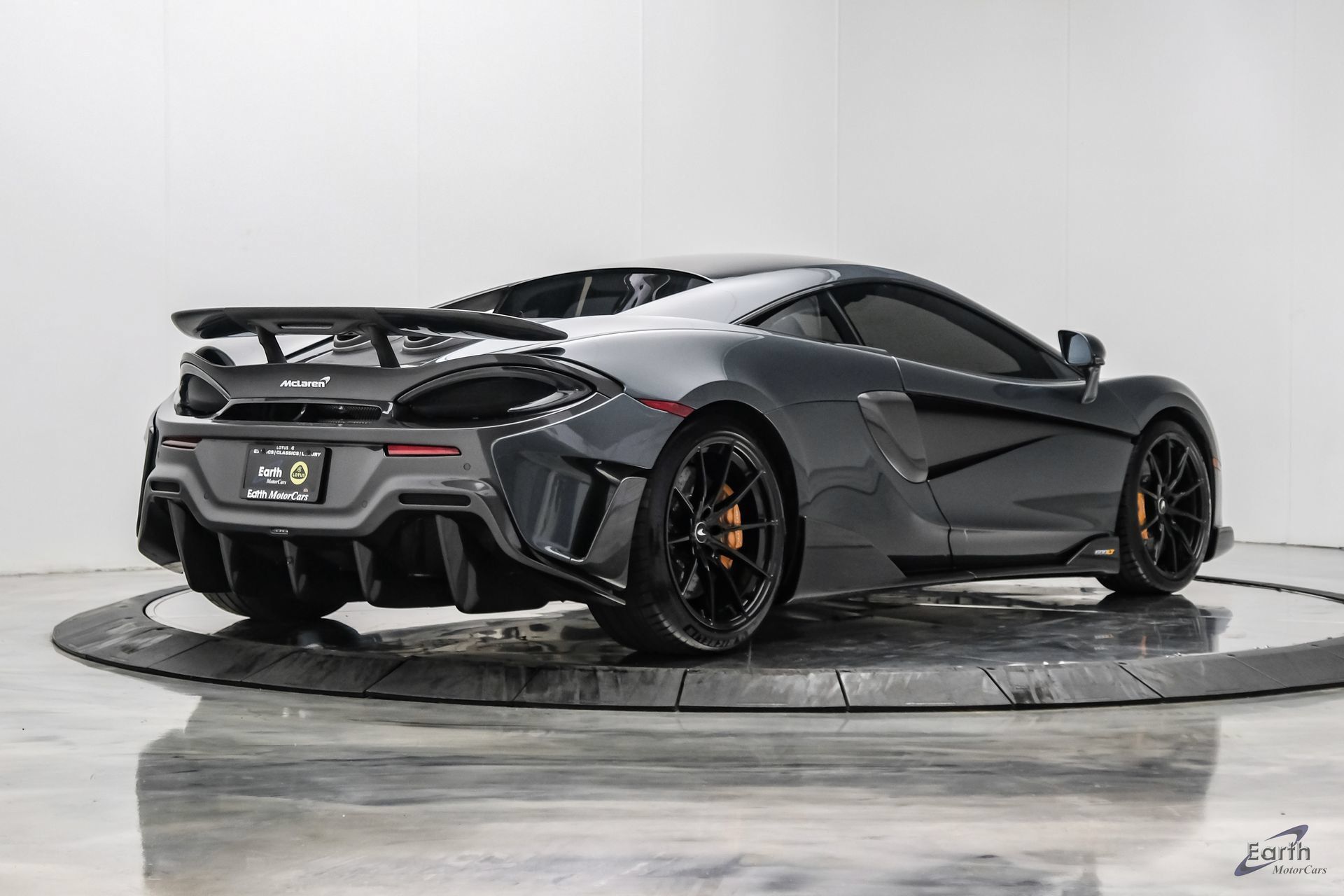 Used 2019 McLaren 600LT RWD image 23