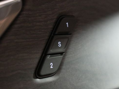 New 2025 Jeep Grand Cherokee Limited w/ Luxury Tech Group II image 35