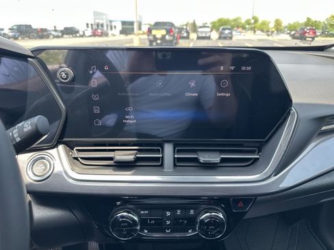 New 2025 Chevrolet Trax ACTIV w/ Driver Confidence Package image 15