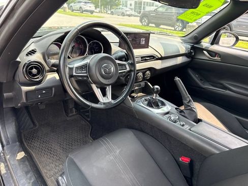 Used 2024 MAZDA MX-5 Miata Sport RWD image 13