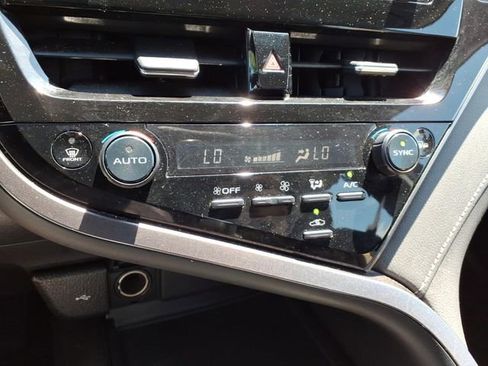 Certified 2024 Toyota Camry SE FWD image 22