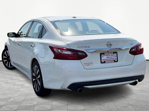 Used 2018 Nissan Altima 2.5 SV image 10