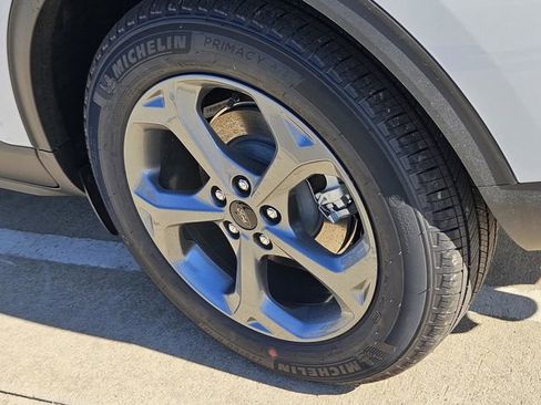 New 2026 Ford Escape ST-Line image 9