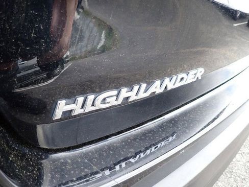 Used 2019 Toyota Highlander XLE AWD/4WD image 5