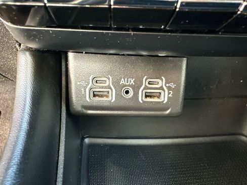 Used 2022 Dodge Durango GT image 28