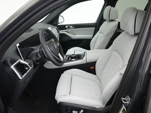 New 2026 BMW X5 sDrive40i w/ Climate Comfort Package image 20
