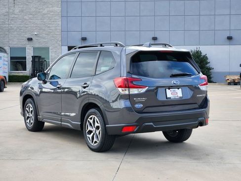 Certified 2023 Subaru Forester Premium AWD/4WD image 5