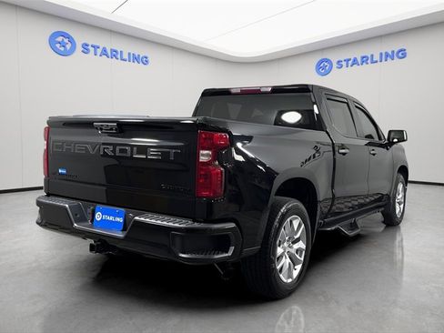 Used 2023 Chevrolet Silverado 1500 Custom image 8