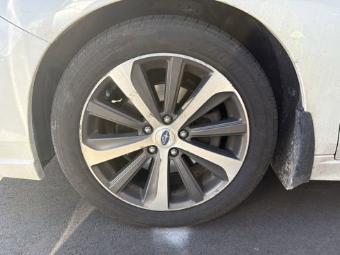Used 2018 Subaru Legacy 3.6R Limited image 12
