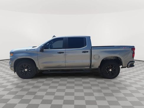 Used 2023 Chevrolet Silverado 1500 Custom AWD/4WD image 4