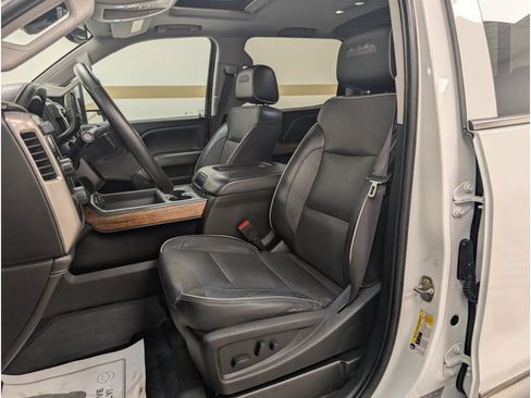 Used 2019 Chevrolet Silverado 2500 High Country w/ Duramax Plus Package AWD/4WD image 7