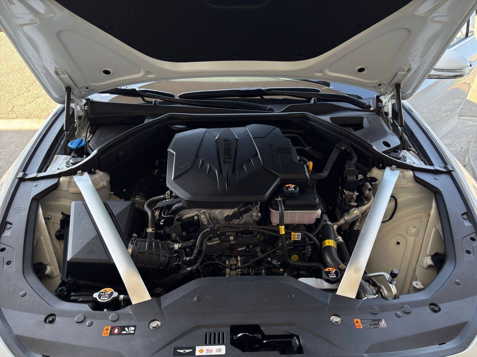 Used 2026 Genesis G70 2.5T RWD image 33