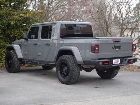 Used 2020 Jeep Gladiator Overland image 19