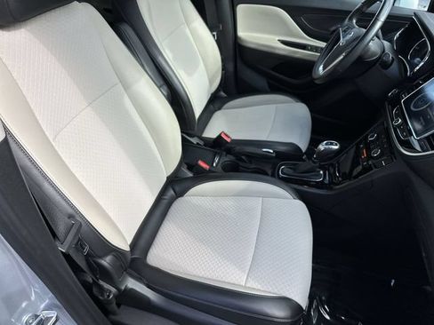 Used 2019 Buick Encore Preferred w/ Safety Package AWD/4WD image 27