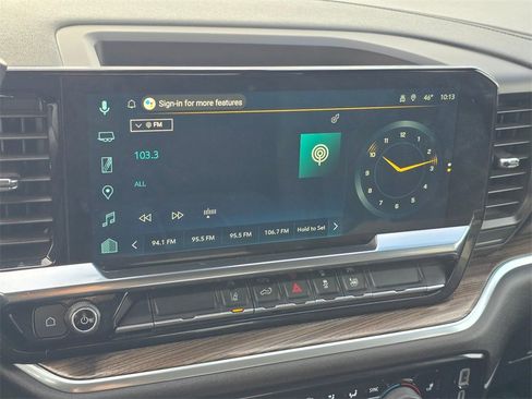 Used 2025 Chevrolet Silverado 2500 LT w/ Convenience Package image 27