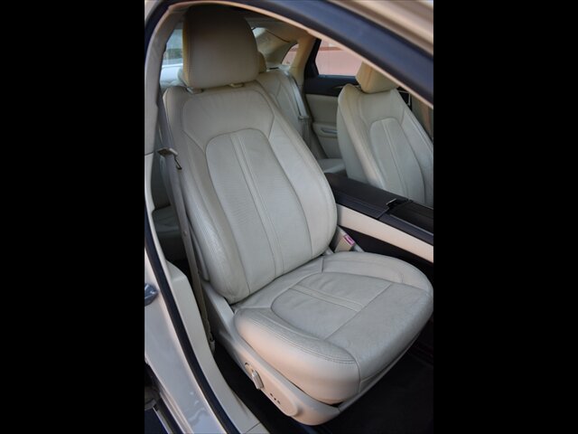 Used 2014 Lincoln MKZ w/ Equipment Group 102A Reserve FWD image 33