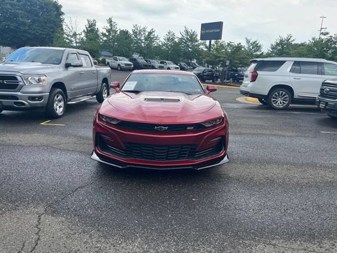 Used 2023 Chevrolet Camaro SS RWD image 2