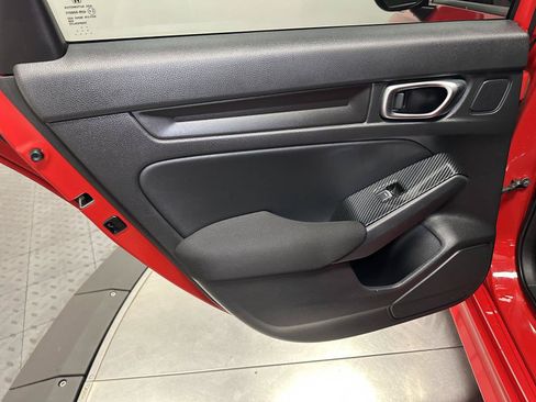 Used 2023 Honda Civic Sport image 29