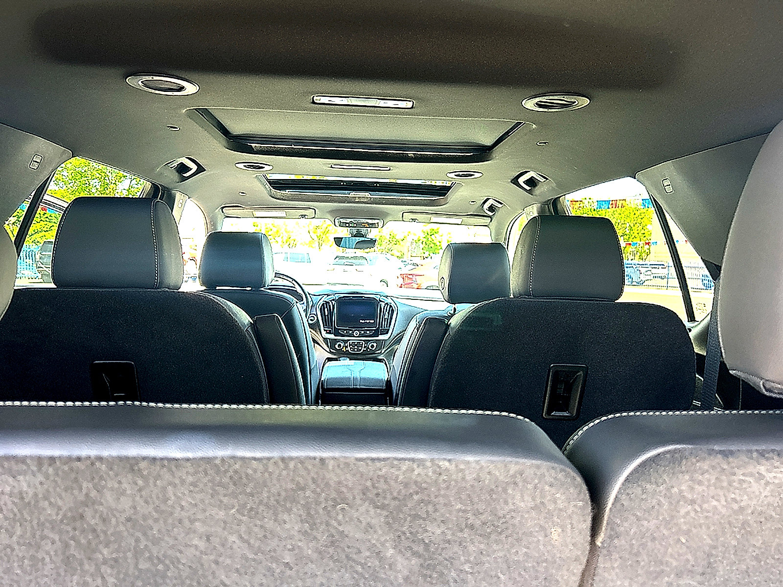 Used 2023 Chevrolet Traverse LT w/ LT Premium Package FWD image 24