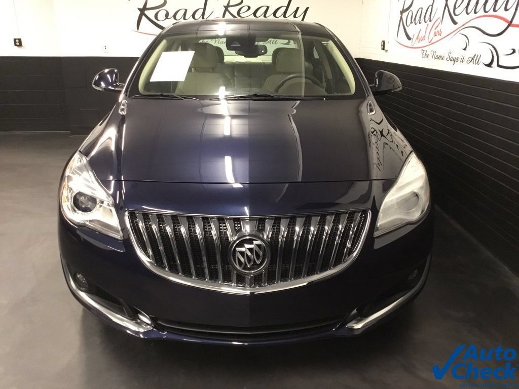Used 2017 Buick Regal Premium w/ Driver Confidence Package #1 FWD image 4