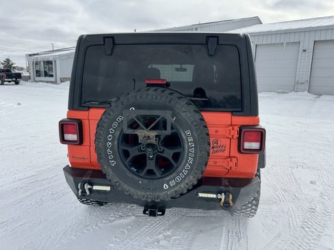 Used 2020 Jeep Wrangler Unlimited Willys image 4