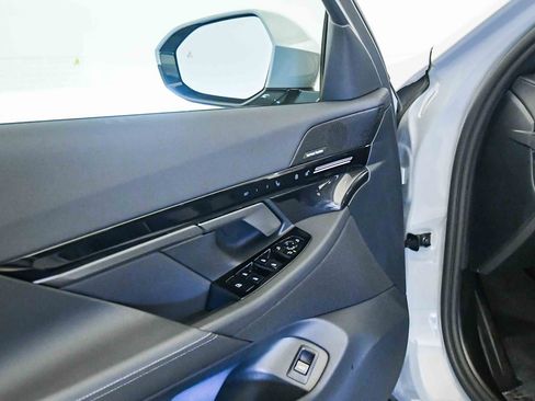 Certified 2026 BMW 530i w/ M Sport Package RWD image 24