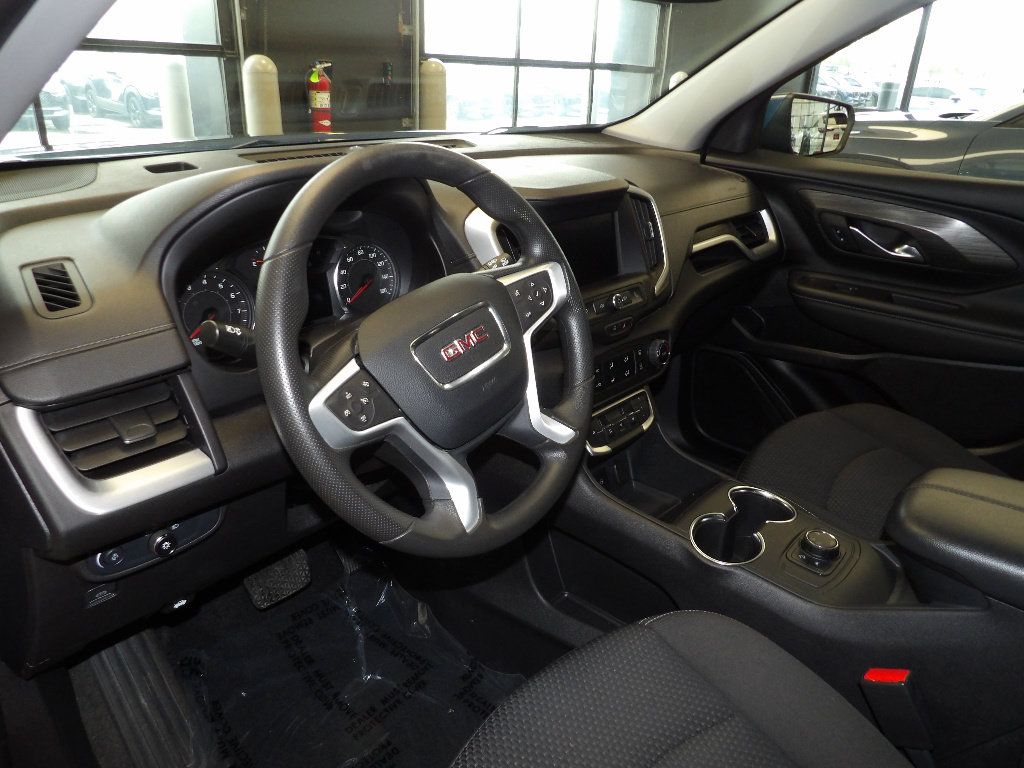 Used 2024 GMC Terrain SLE AWD/4WD image 24