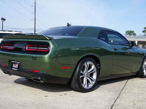 Used 2022 Dodge Challenger GT w/ Plus Package image 4