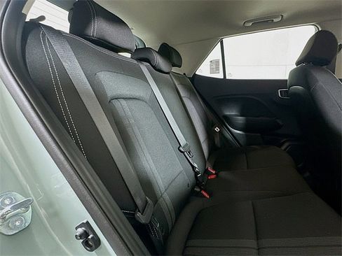 Certified 2025 Hyundai Venue SEL image 23