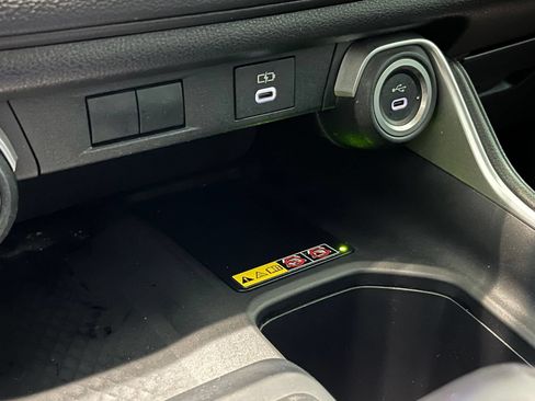 Used 2024 Toyota Grand Highlander AWD Hybrid image 25