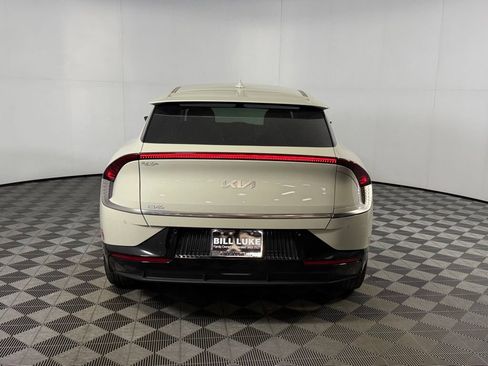 Used 2024 Kia EV6 Wind w/ Wind Technology Package RWD image 9