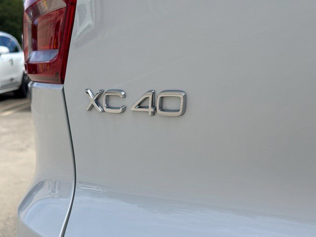 Certified 2024 Volvo XC40 B5 Core AWD/4WD image 38